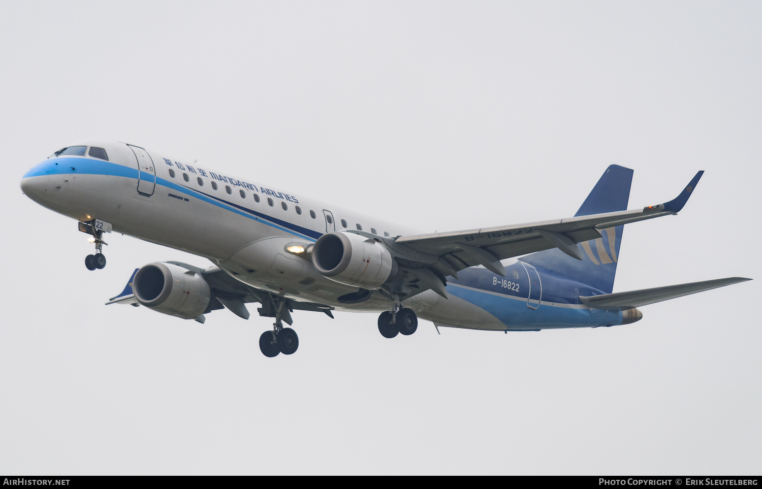 Aircraft Photo of B-16822 | Embraer 190AR (ERJ-190-100IGW) | Mandarin Airlines | AirHistory.net #358479
