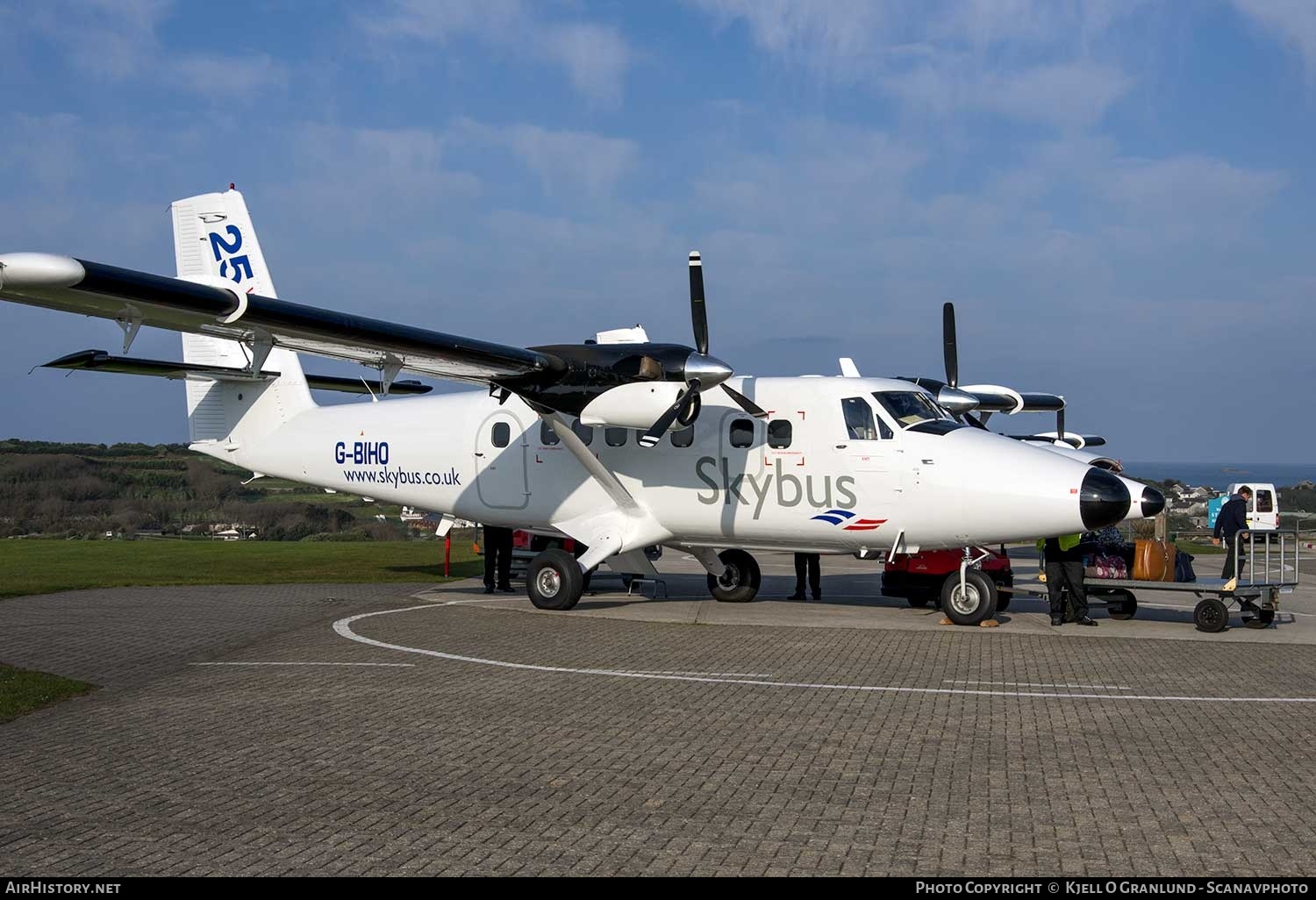 Aircraft Photo of G-BIHO | De Havilland Canada DHC-6-300 Twin Otter | Isles of Scilly Skybus | AirHistory.net #358489