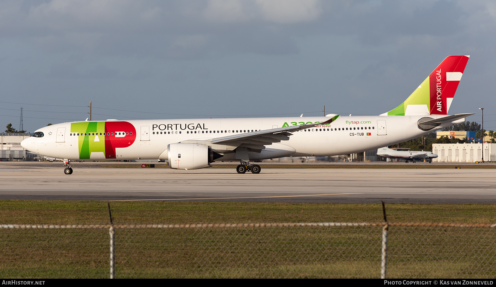 Aircraft Photo of CS-TUB | Airbus A330-941N | TAP Portugal | AirHistory.net #358490