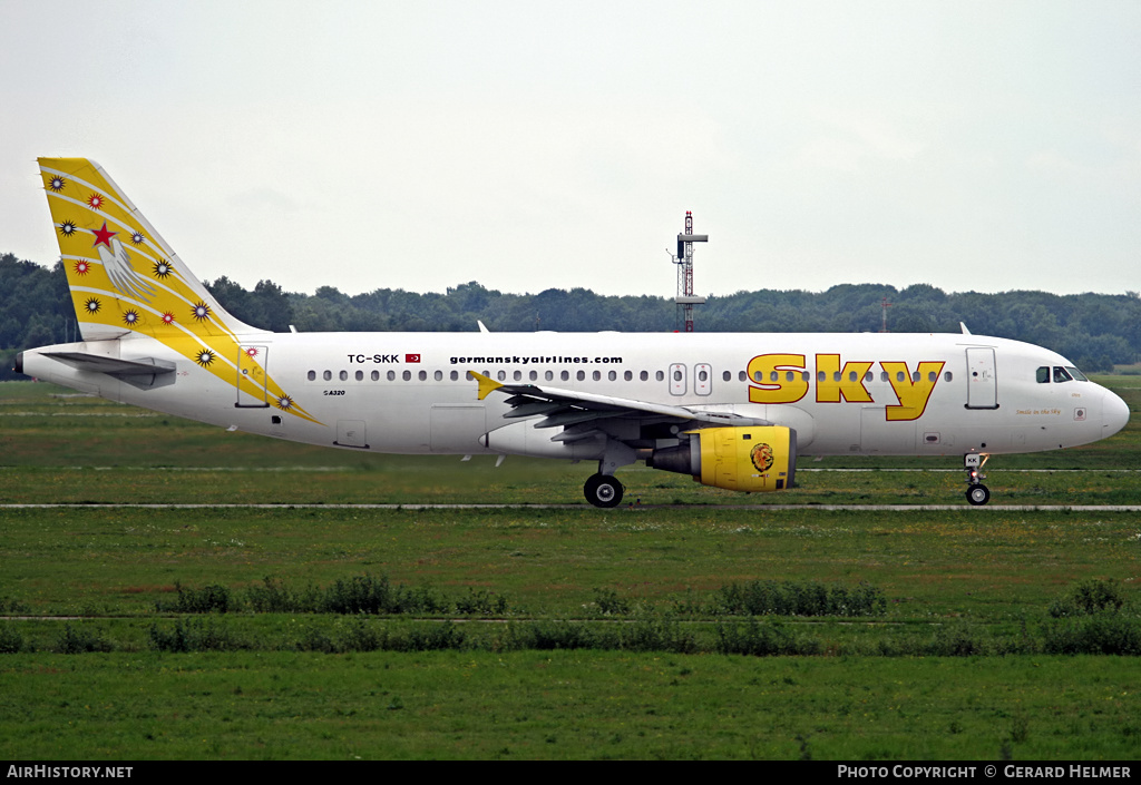 Aircraft Photo of TC-SKK | Airbus A320-211 | Sky Airlines | AirHistory.net #358536