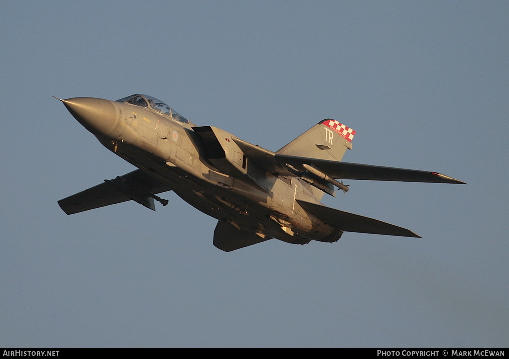 Aircraft Photo of ZE250 | Panavia Tornado F3 | UK - Air Force | AirHistory.net #358656