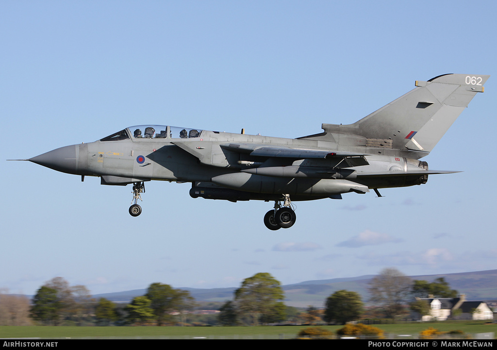 Aircraft Photo of ZA596 | Panavia Tornado GR4 | UK - Air Force | AirHistory.net #358687