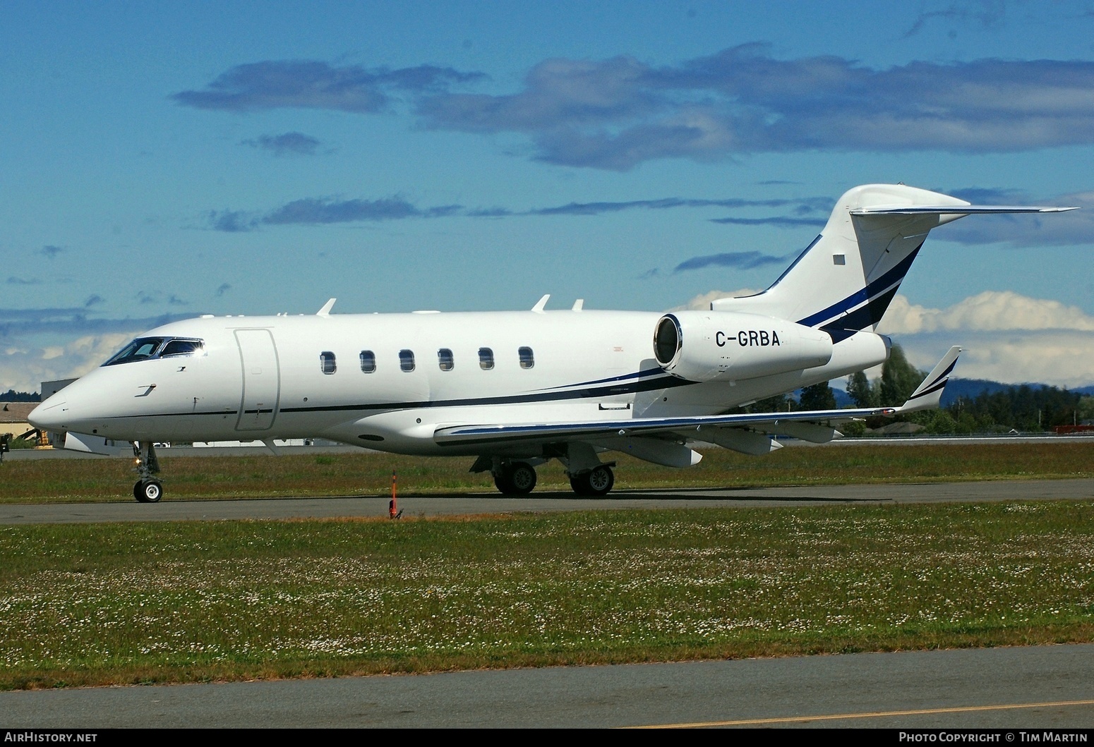 Aircraft Photo of C-GRBA | Bombardier Challenger 300 (BD-100-1A10) | AirHistory.net #358707