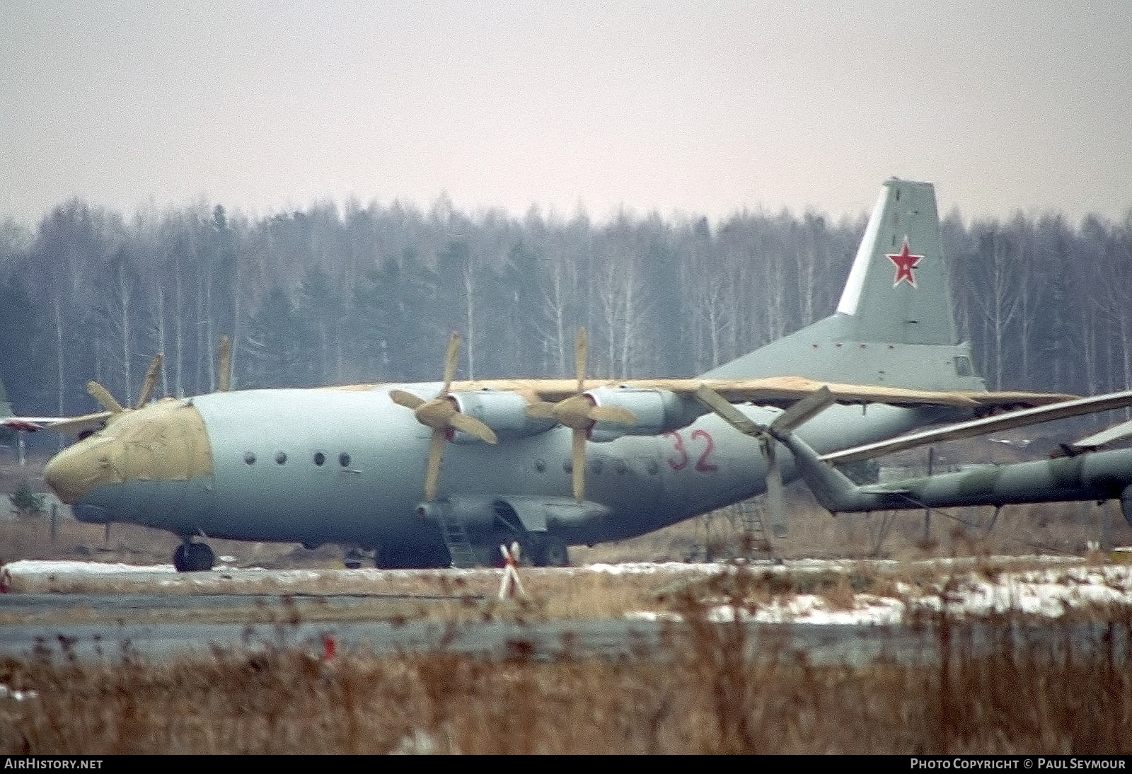 Aircraft Photo of 32 red | Antonov An-12... | Russia - Air Force | AirHistory.net #358754