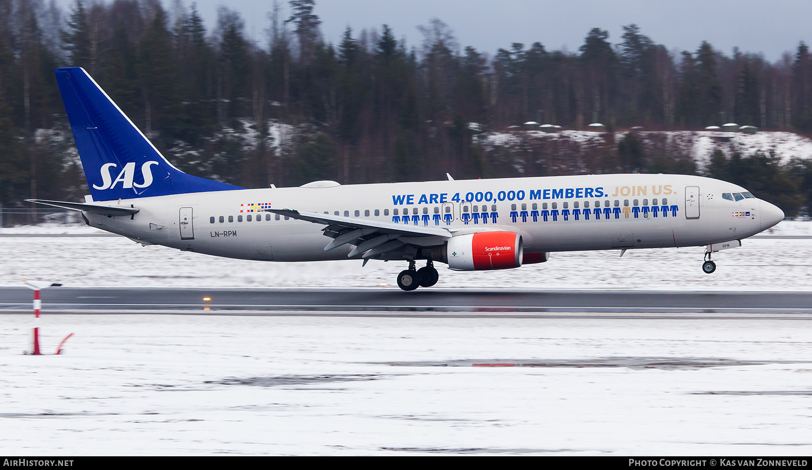 Aircraft Photo of LN-RPM | Boeing 737-883 | Scandinavian Airlines - SAS | AirHistory.net #358801