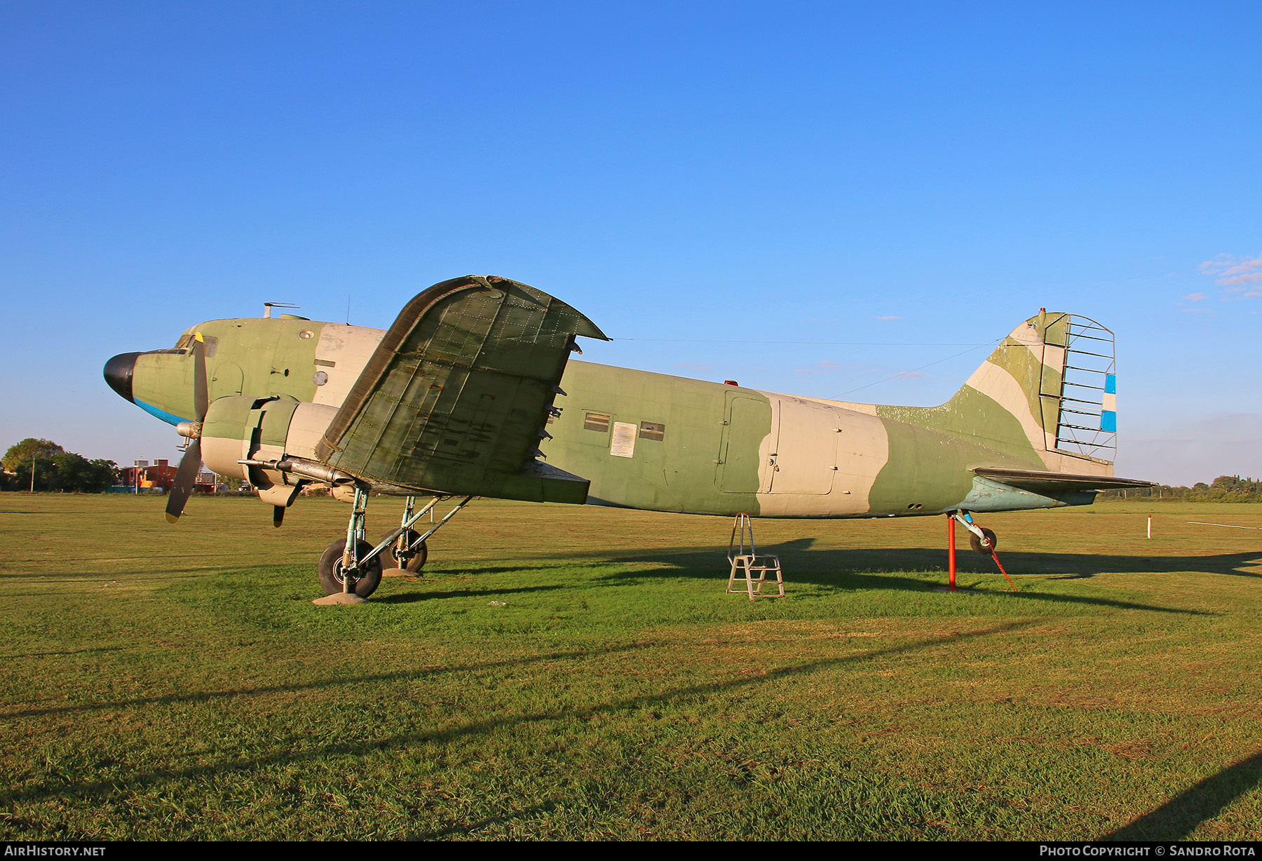 Aircraft Photo of TC-33 | Douglas C-47A Skytrain | Argentina - Air Force | AirHistory.net #358834