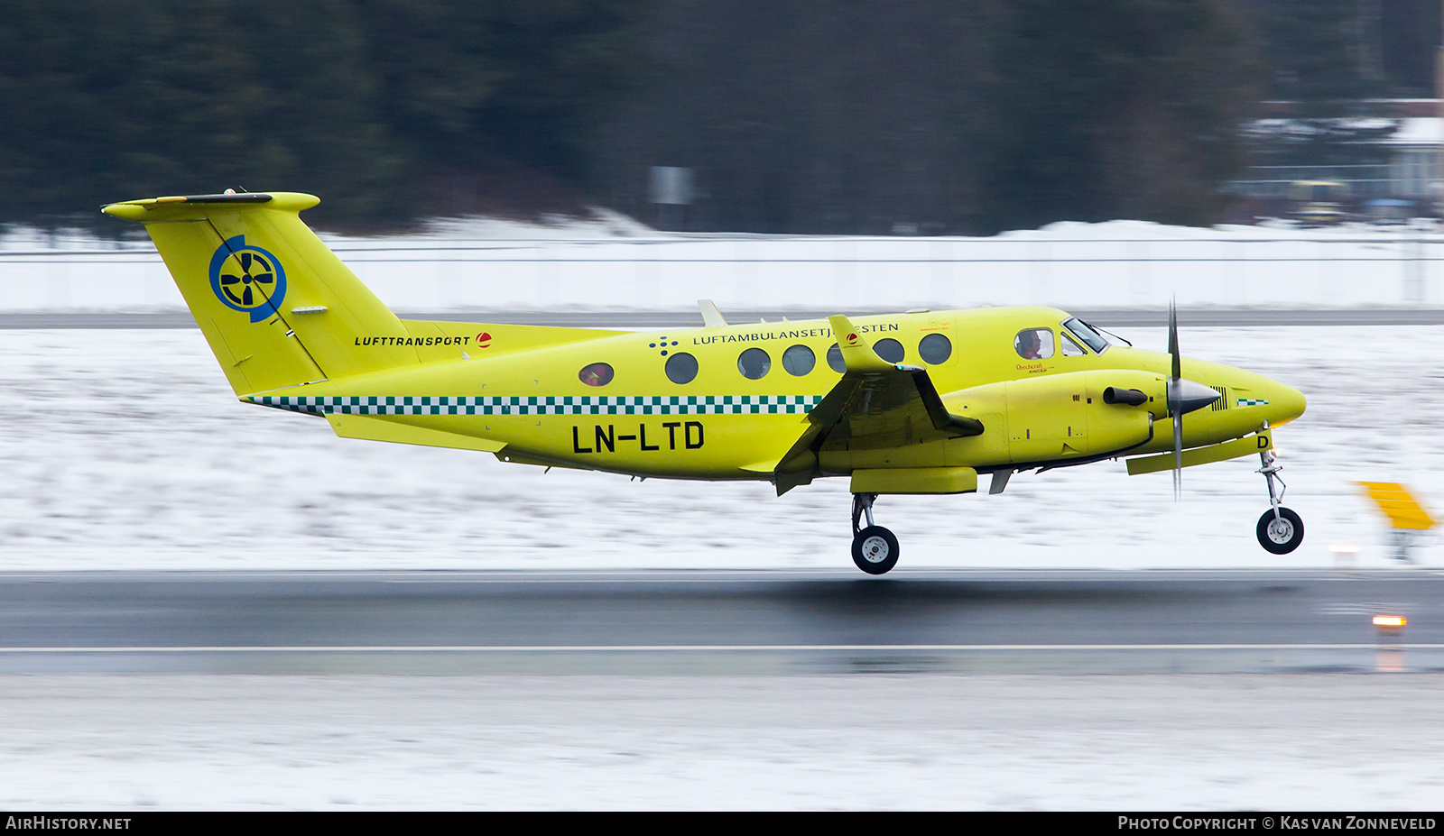 Aircraft Photo of LN-LTD | Hawker Beechcraft B200GTO/WL King Air | Luftambulansetjenesten | AirHistory.net #358855