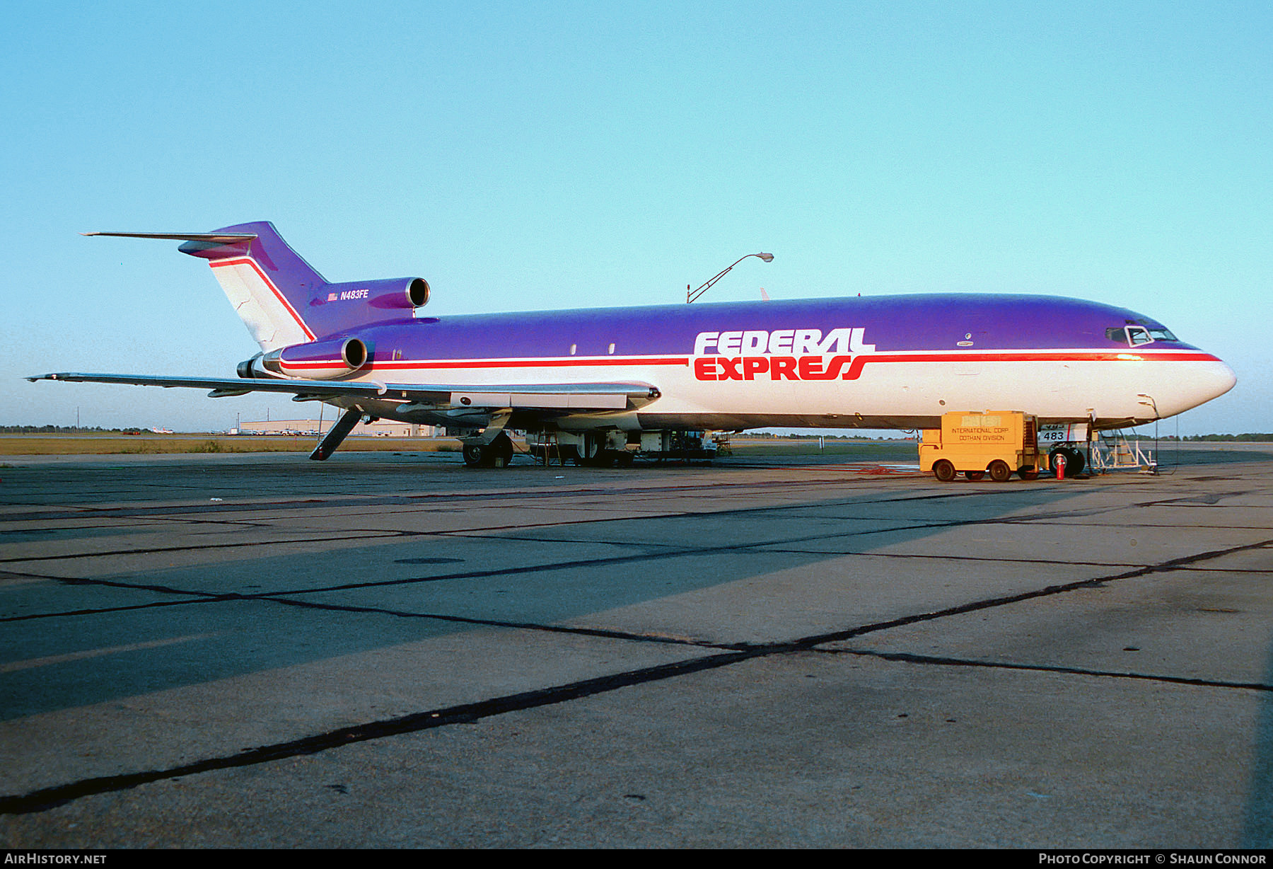 Aircraft Photo of N483FE | Boeing 727-227/Adv(F) | Federal Express | AirHistory.net #358861