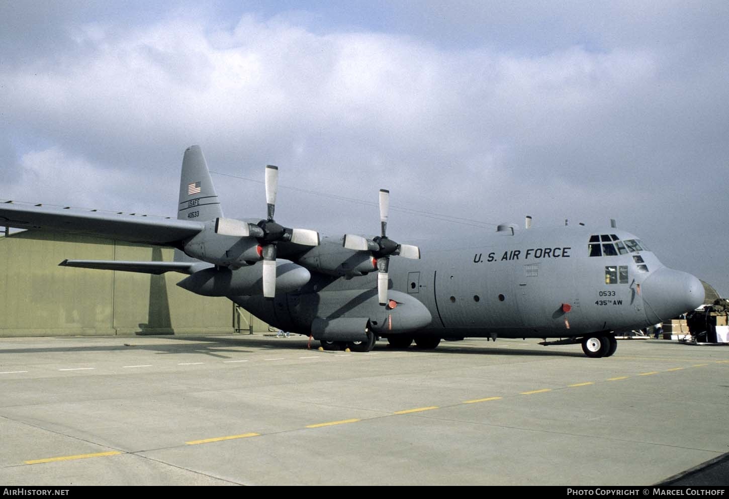 Aircraft Photo of 64-0533 / 40533 | Lockheed C-130E Hercules (L-382) | USA - Air Force | AirHistory.net #358913
