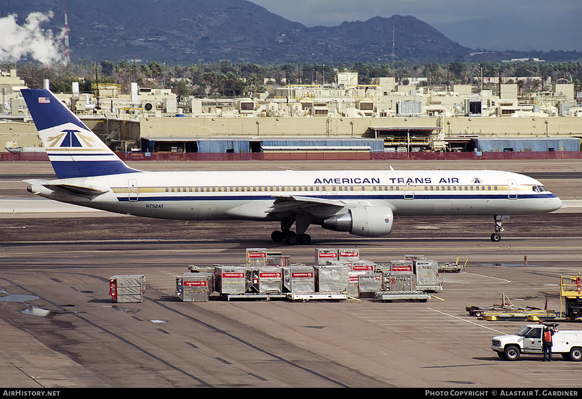 Aircraft Photo of N752AT | Boeing 757-212 | American Trans Air - ATA | AirHistory.net #358917