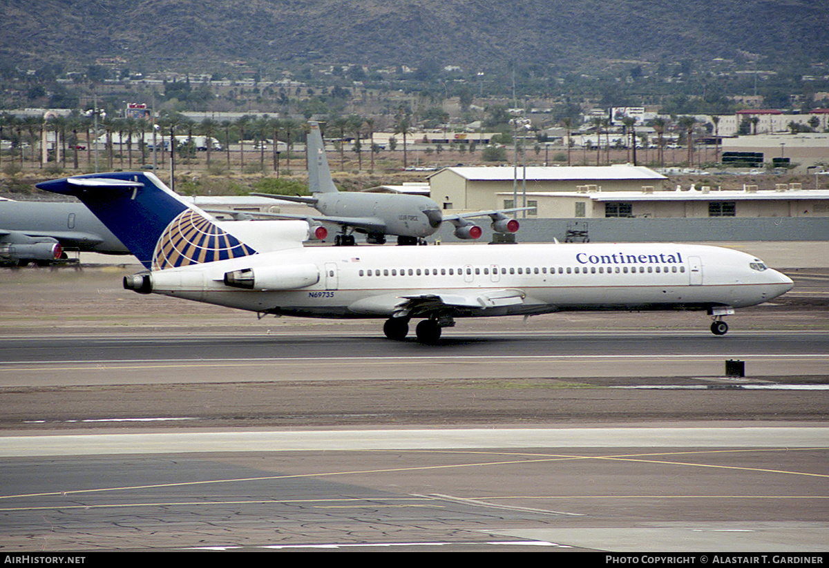 Aircraft Photo of N69735 | Boeing 727-224/Adv | Continental Airlines | AirHistory.net #358927