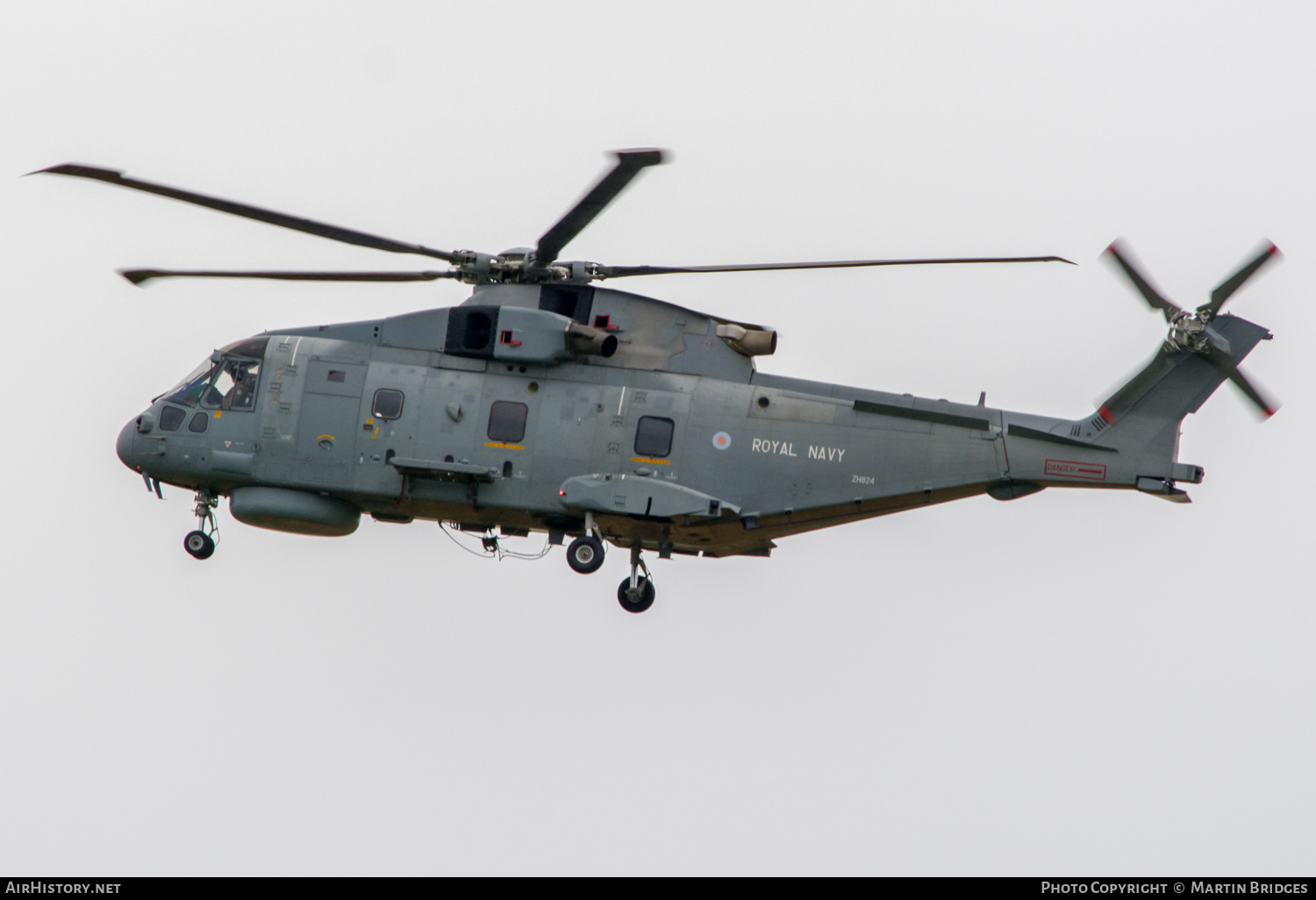 Aircraft Photo of ZH824 | EHI EH101-111 Merlin HM1 | UK - Navy | AirHistory.net #358946