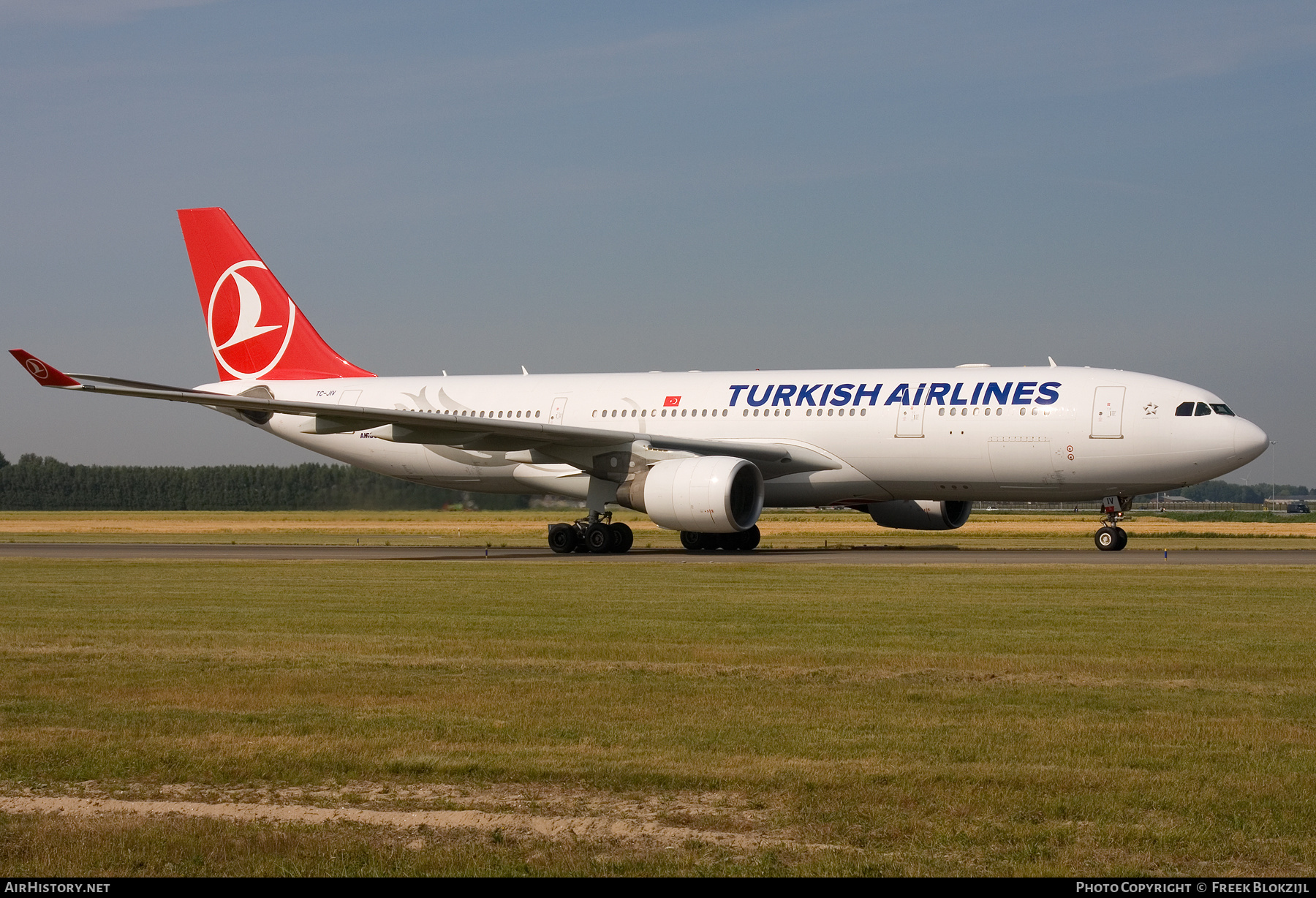 Aircraft Photo of TC-JIV | Airbus A330-223 | Turkish Airlines | AirHistory.net #358992