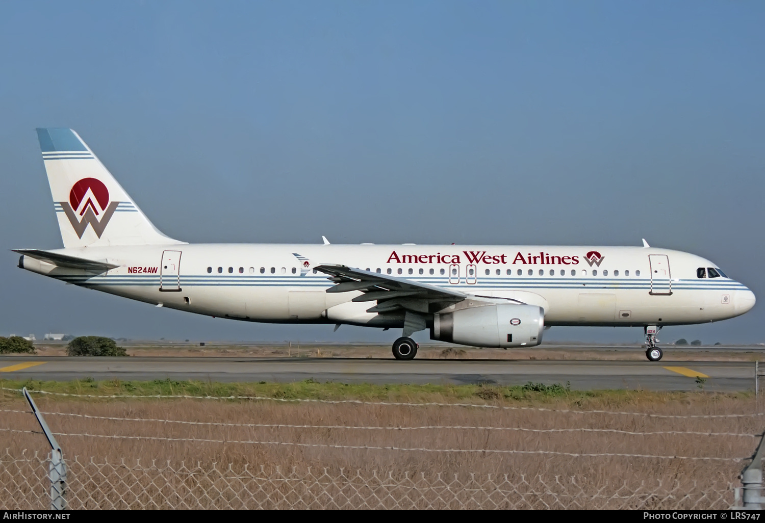 Aircraft Photo of N624AW | Airbus A320-231 | America West Airlines | AirHistory.net #359019