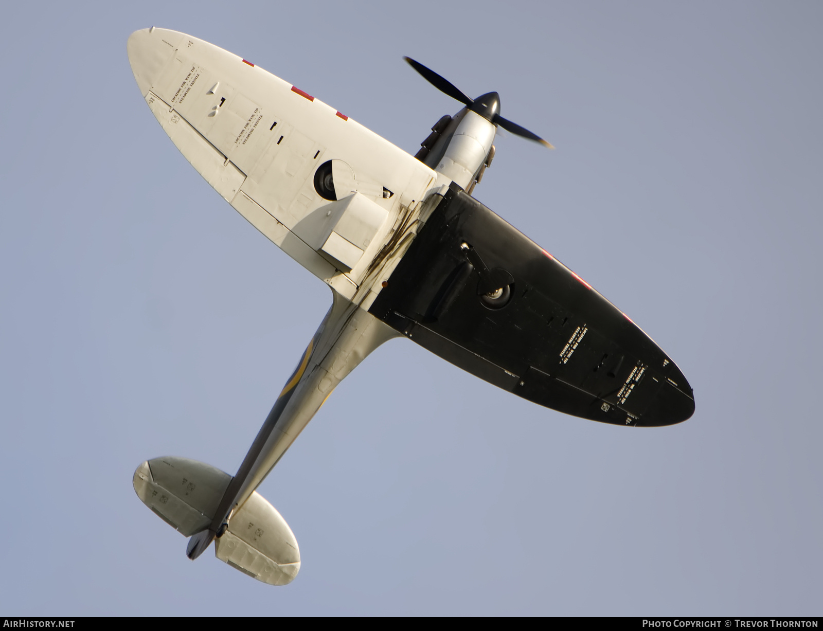 Aircraft Photo of G-CFGJ / N3200 | Supermarine 300 Spitfire Mk1A | UK - Air Force | AirHistory.net #359045
