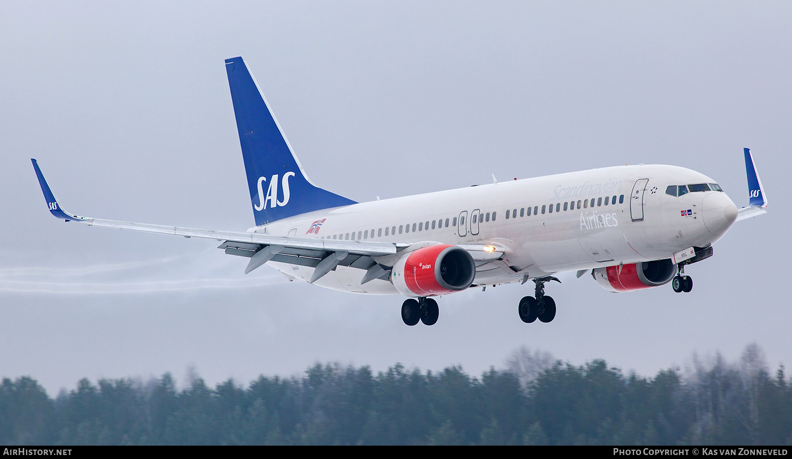Aircraft Photo of LN-RRG | Boeing 737-85P | Scandinavian Airlines - SAS | AirHistory.net #359119