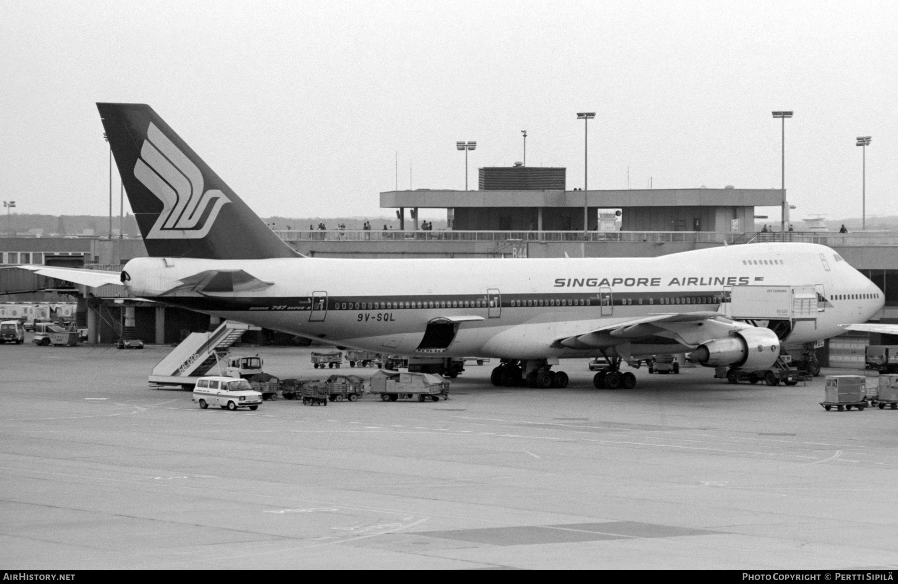 Aircraft Photo of 9V-SQL | Boeing 747-212B | Singapore Airlines | AirHistory.net #359220