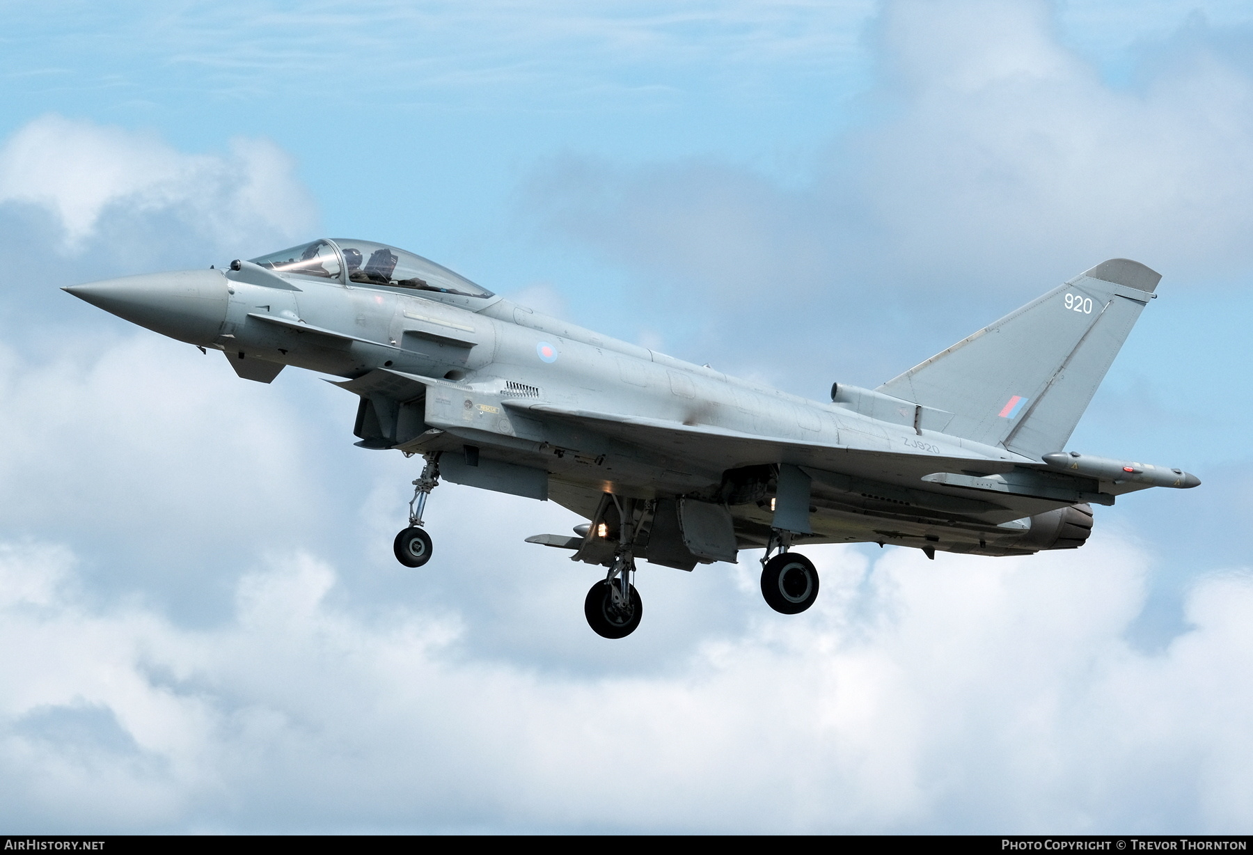 Aircraft Photo of ZJ920 | Eurofighter EF-2000 Typhoon FGR4 | UK - Air Force | AirHistory.net #359516