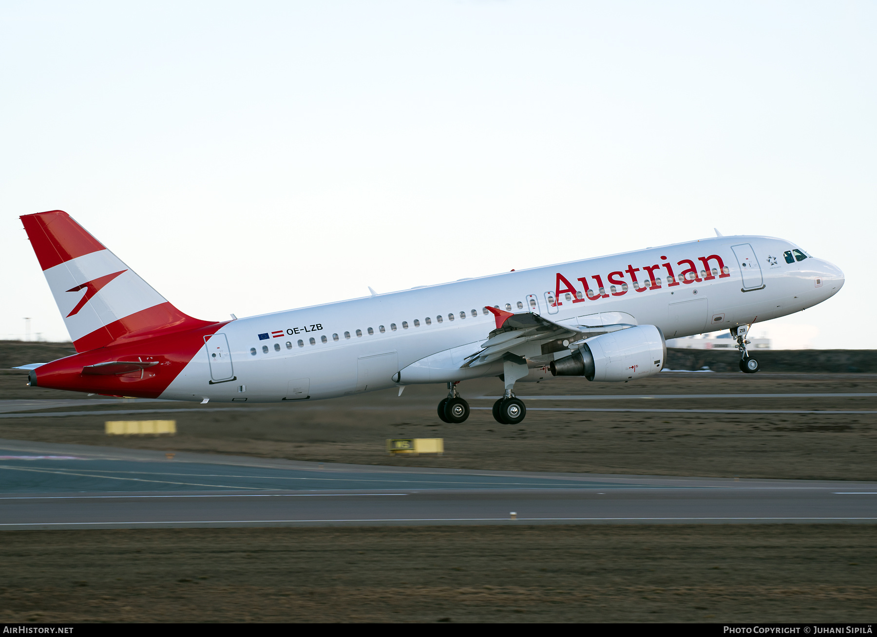 Aircraft Photo of OE-LZB | Airbus A320-214 | Austrian Airlines | AirHistory.net #359598