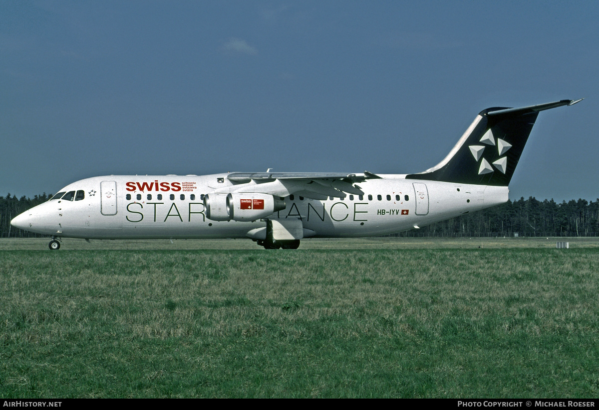 Aircraft Photo of HB-IYV | BAE Systems Avro 146-RJ100 | Swiss International Air Lines | AirHistory.net #359672