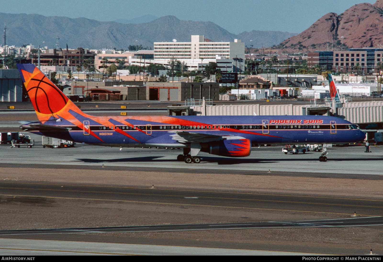 Aircraft Photo of N907AW | Boeing 757-225 | America West Airlines | AirHistory.net #359771