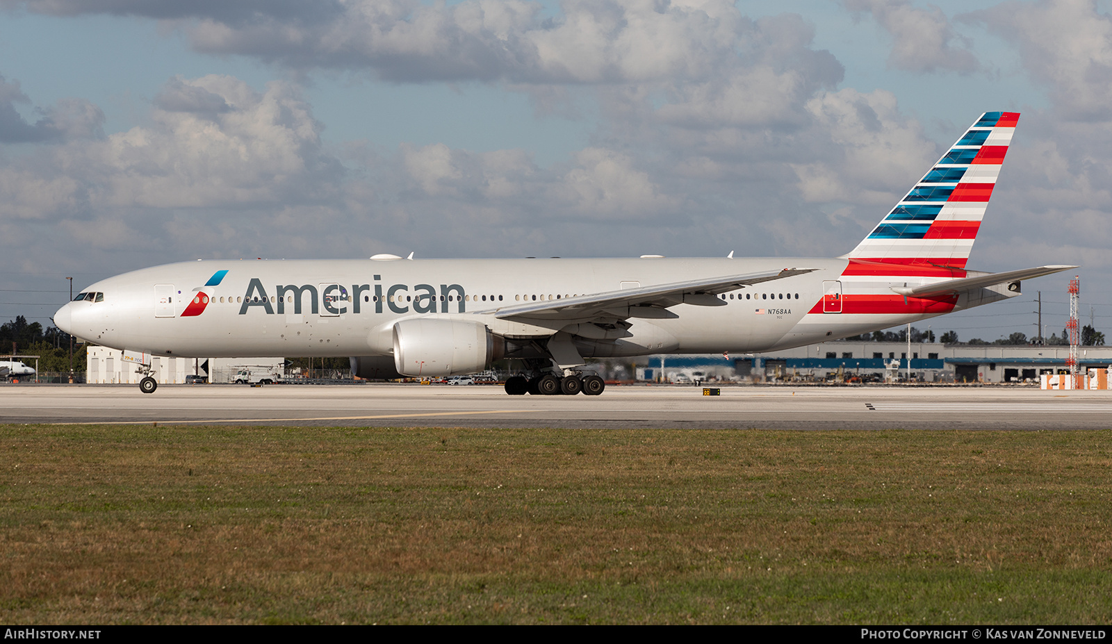 Aircraft Photo of N768AA | Boeing 777-223/ER | American Airlines | AirHistory.net #359985