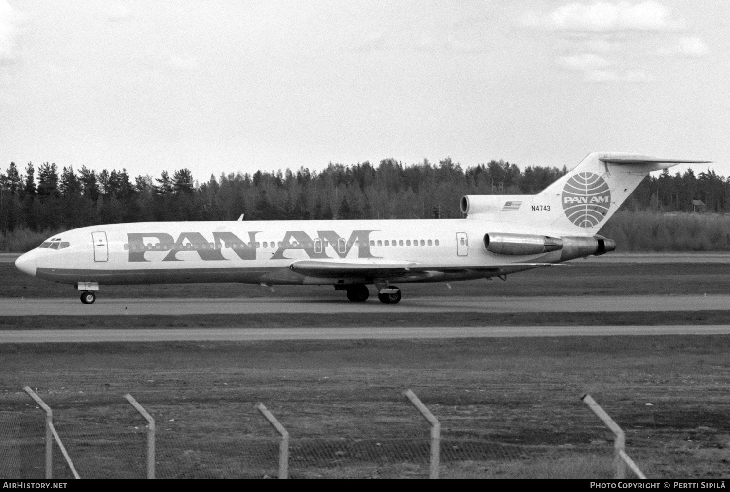 Aircraft Photo of N4743 | Boeing 727-235 | Pan American World Airways - Pan Am | AirHistory.net #360011