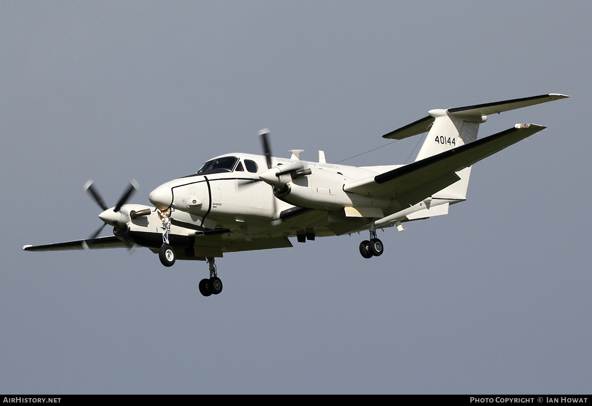 Aircraft Photo of 84-0144 / 40144 | Beech C-12U-3 Huron (B200C) | USA - Army | AirHistory.net #360086