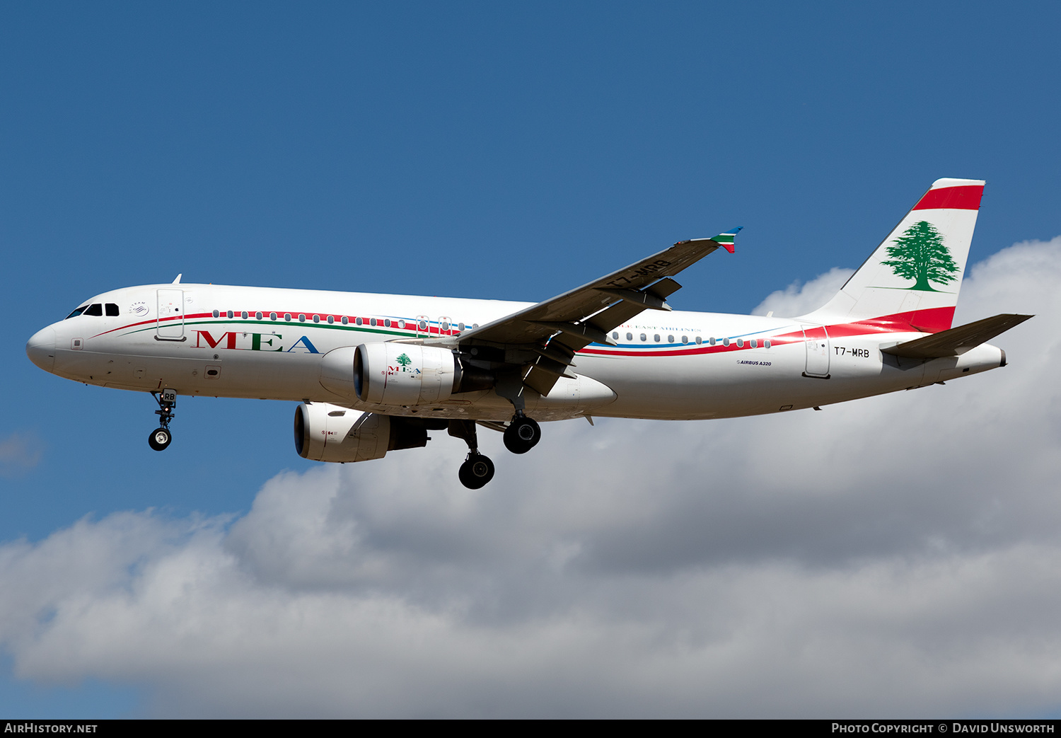 Aircraft Photo of T7-MRB | Airbus A320-214 | MEA - Middle East Airlines | AirHistory.net #360131