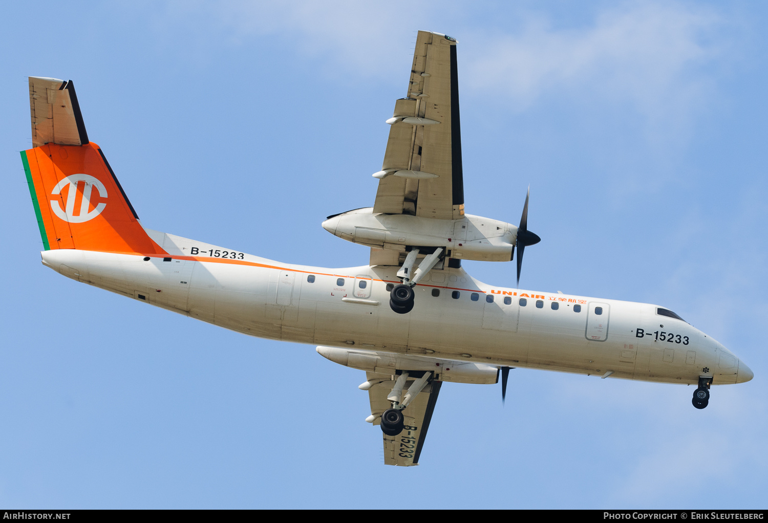 Aircraft Photo of B-15233 | De Havilland Canada DHC-8-311 Dash 8 | UNI Air | AirHistory.net #360322