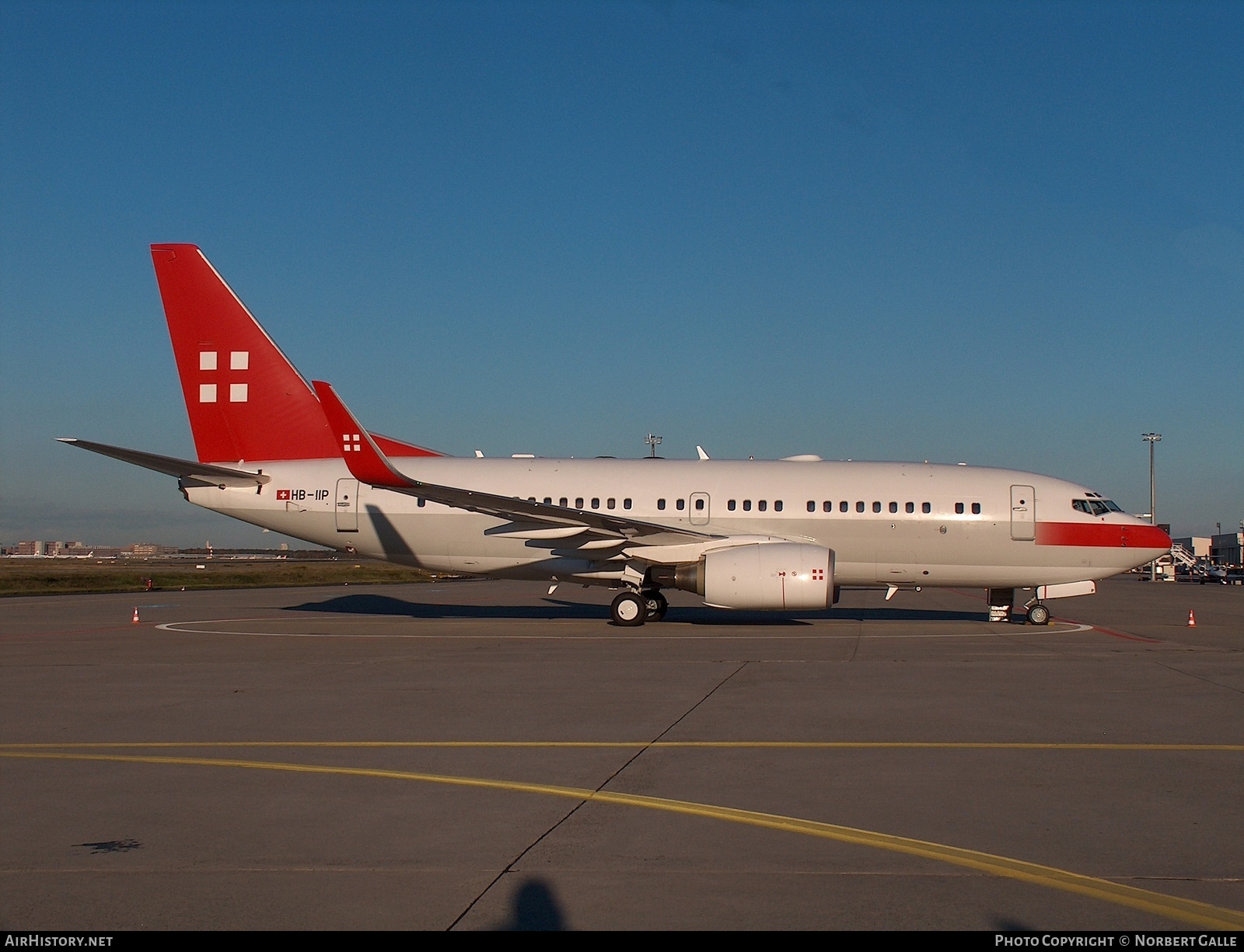 Aircraft Photo of HB-IIP | Boeing 737-7AK BBJ | AirHistory.net #360519