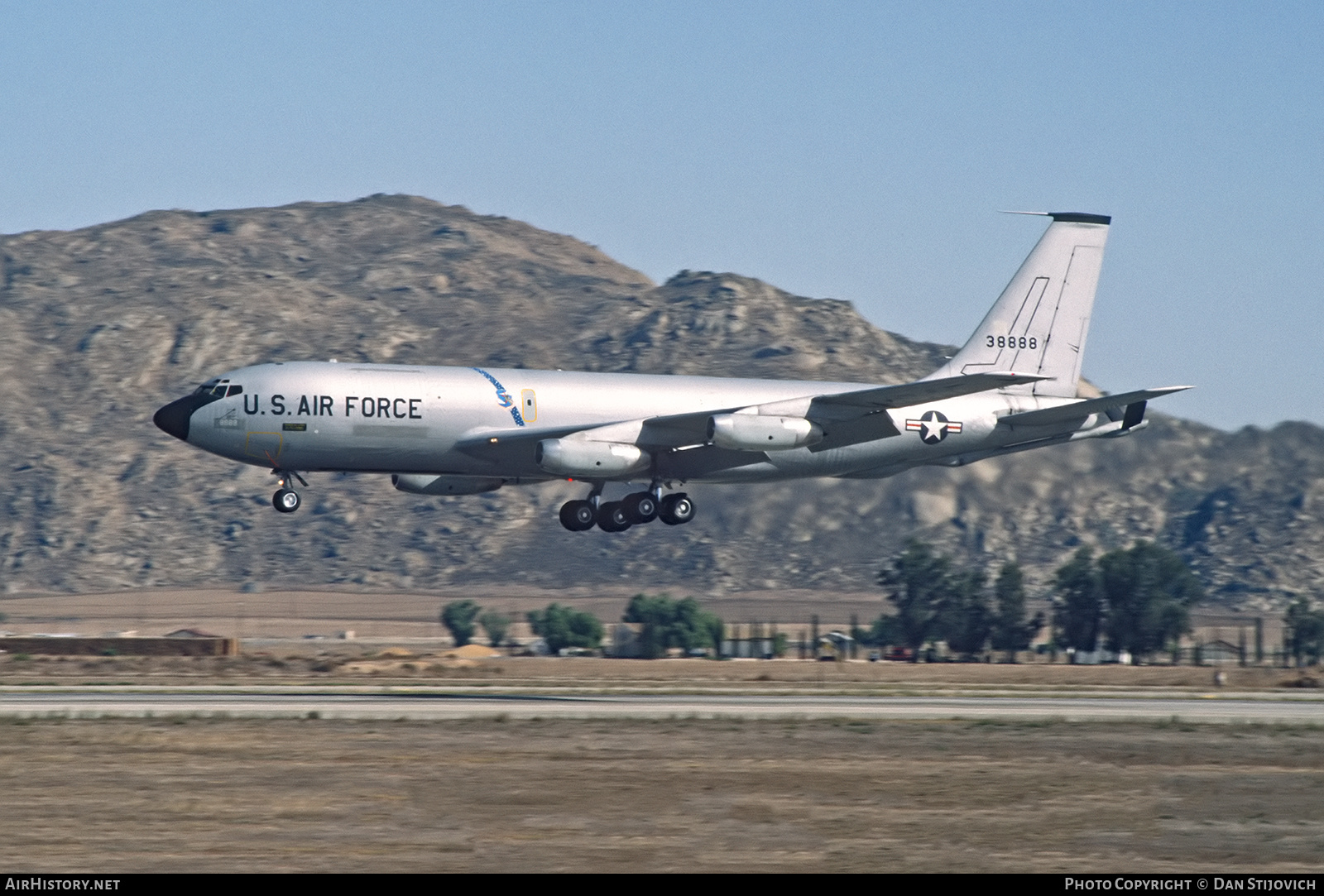 Aircraft Photo of 63-8888 / 38888 | Boeing KC-135A Stratotanker | USA - Air Force | AirHistory.net #360566