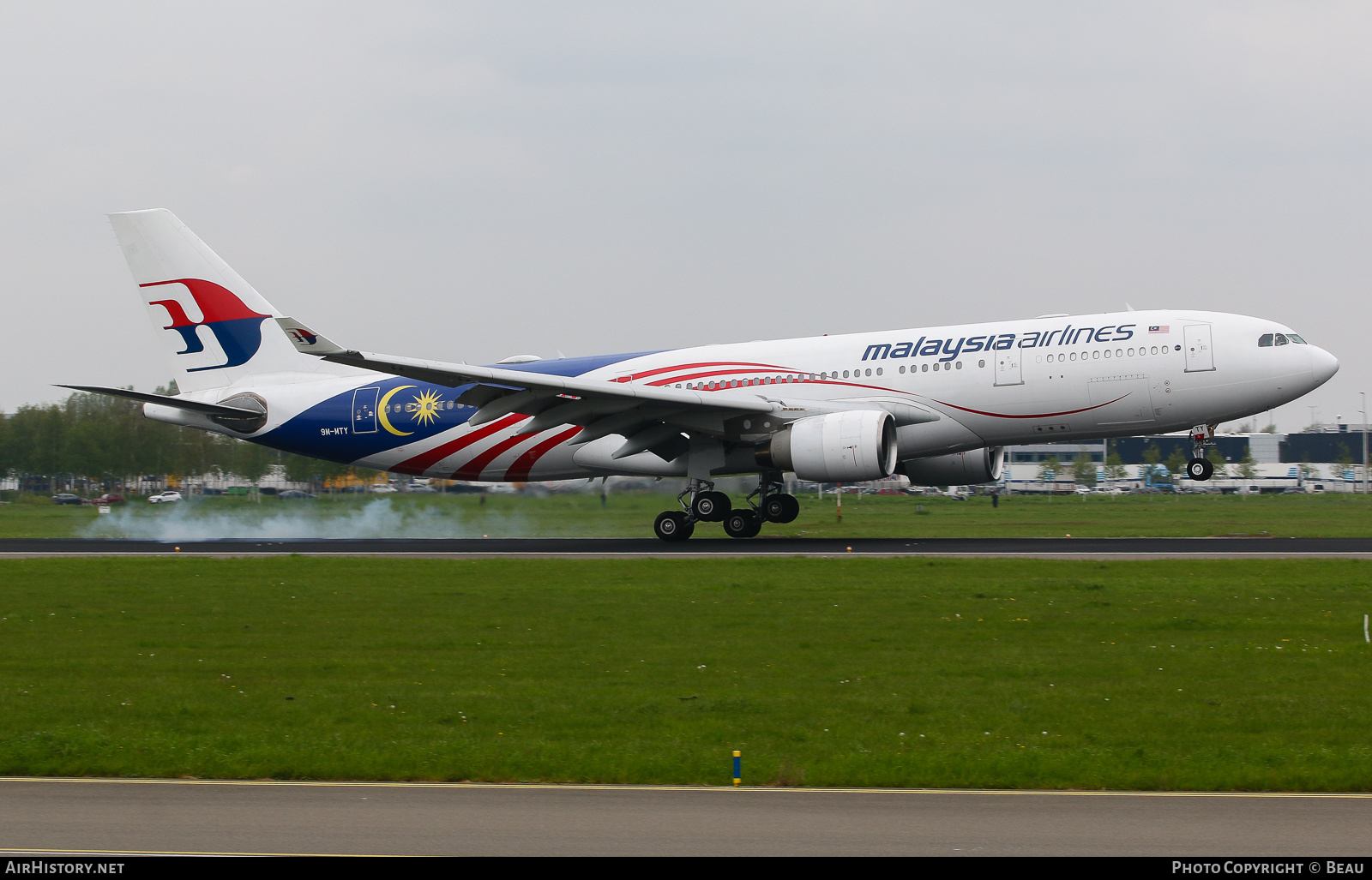 Aircraft Photo of 9M-MTY | Airbus A330-223 | Malaysia Airlines | AirHistory.net #360611