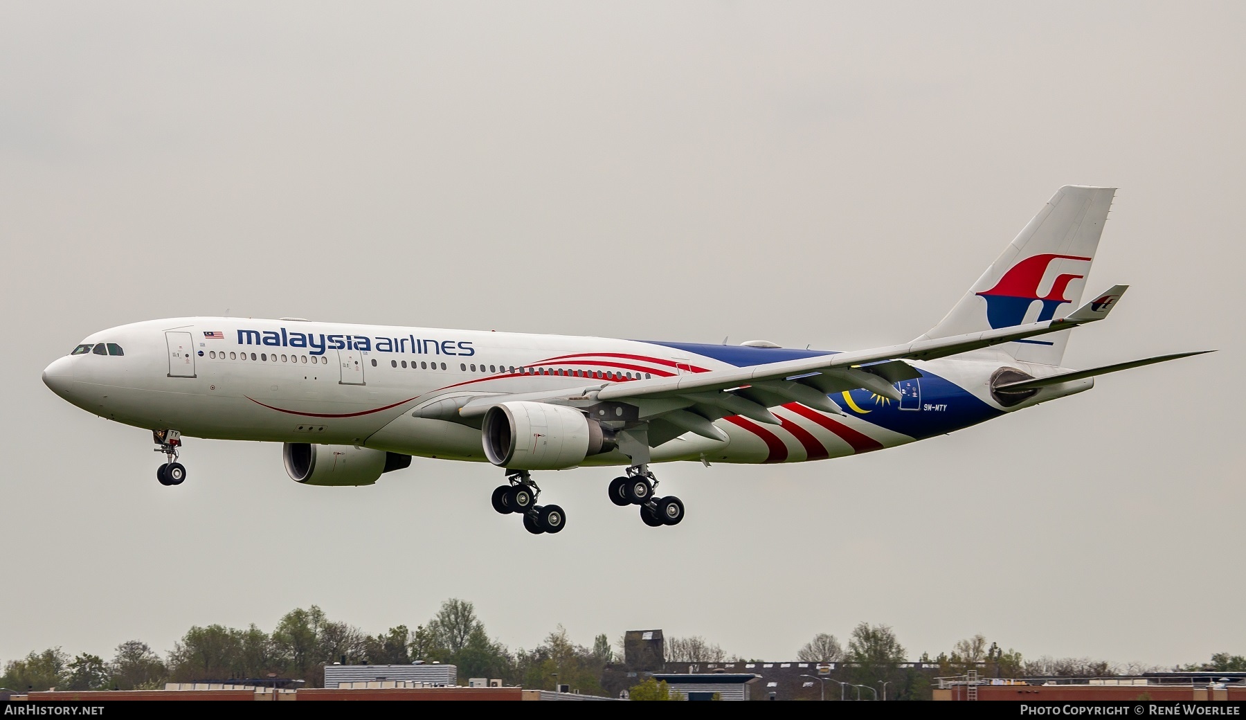 Aircraft Photo of 9M-MTY | Airbus A330-223 | Malaysia Airlines | AirHistory.net #360625