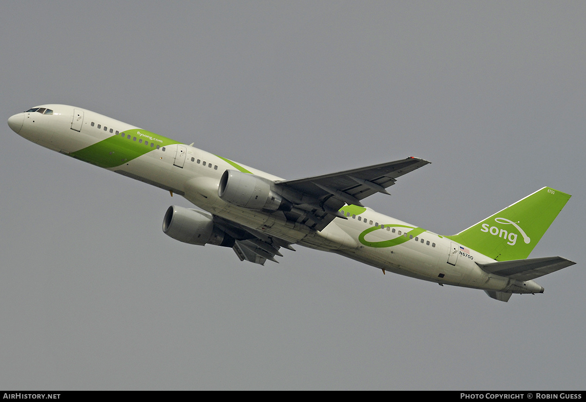 Aircraft Photo of N6700 | Boeing 757-232 | Song | AirHistory.net #360758