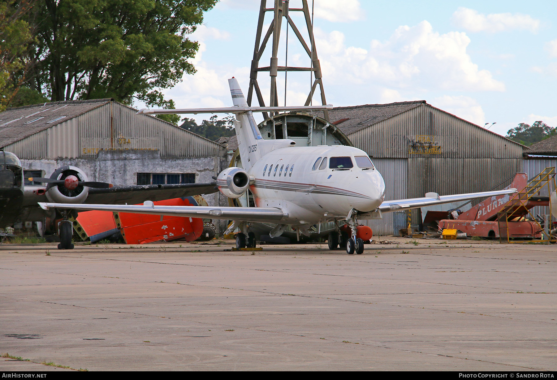 Aircraft Photo of CX-CBS | Hawker Siddeley HS-125-600A | AirHistory.net #360772