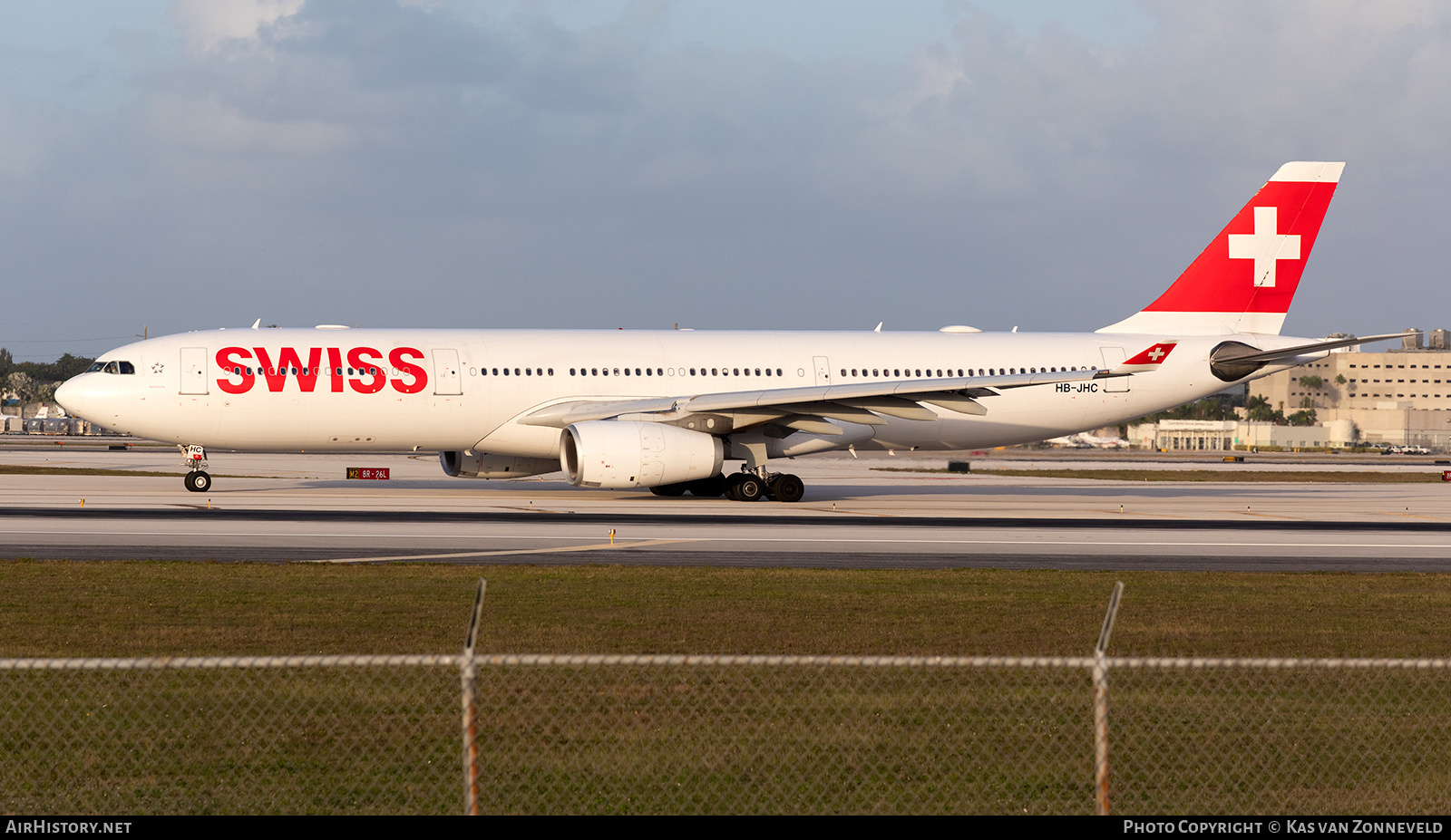 Aircraft Photo of HB-JHC | Airbus A330-343 | Swiss International Air Lines | AirHistory.net #360788