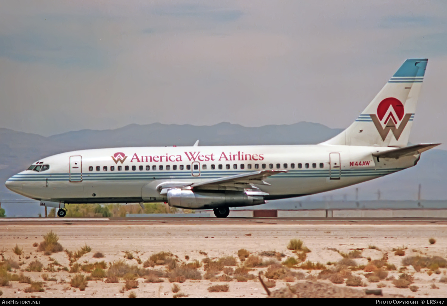 Aircraft Photo of N144AW | Boeing 737-222 | America West Airlines | AirHistory.net #360799