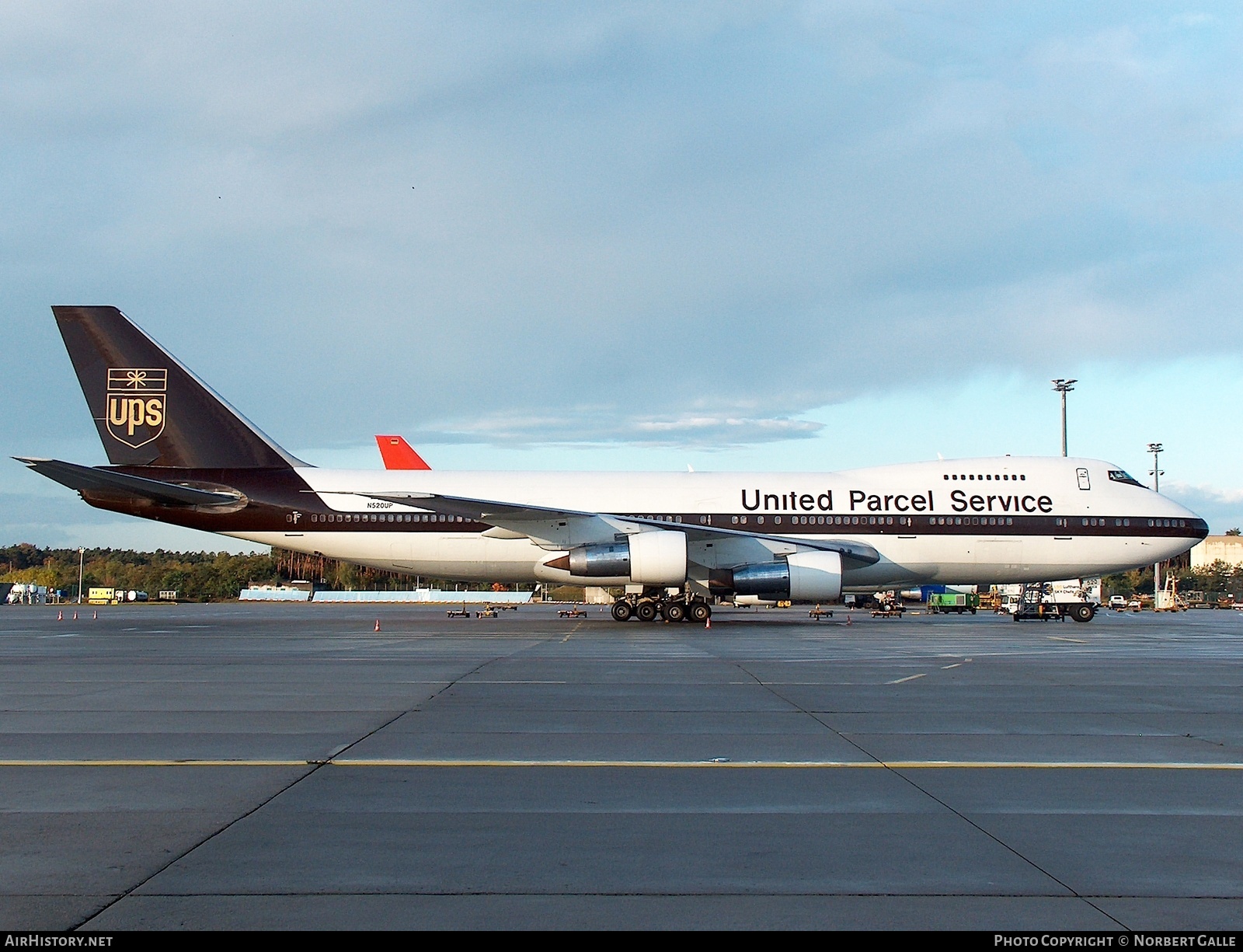 Aircraft Photo of N520UP | Boeing 747-212B(SF) | United Parcel Service - UPS | AirHistory.net #360810