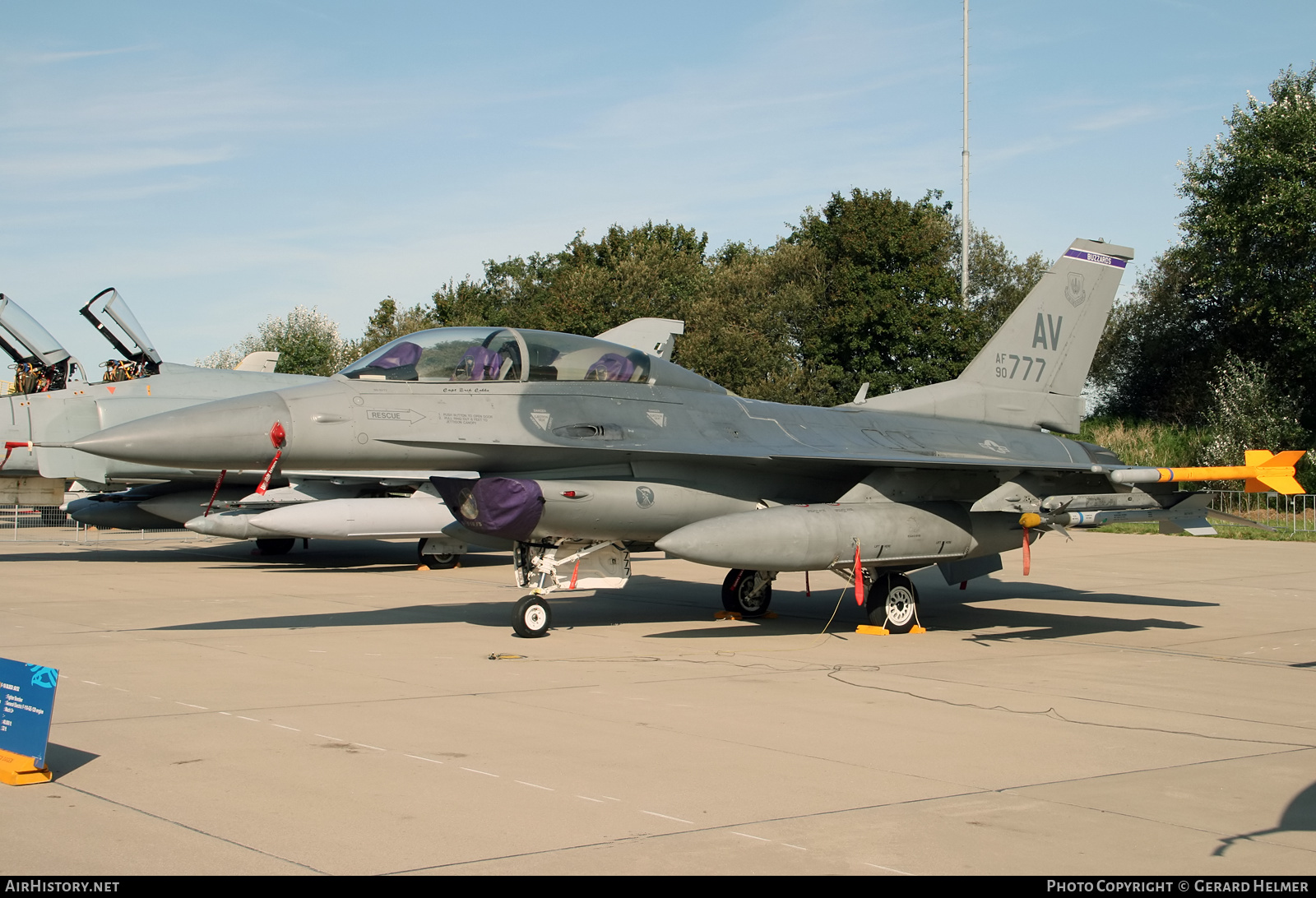 Aircraft Photo of 90-0777 / AF90-777 | General Dynamics F-16DM Fighting Falcon | USA - Air Force | AirHistory.net #360847