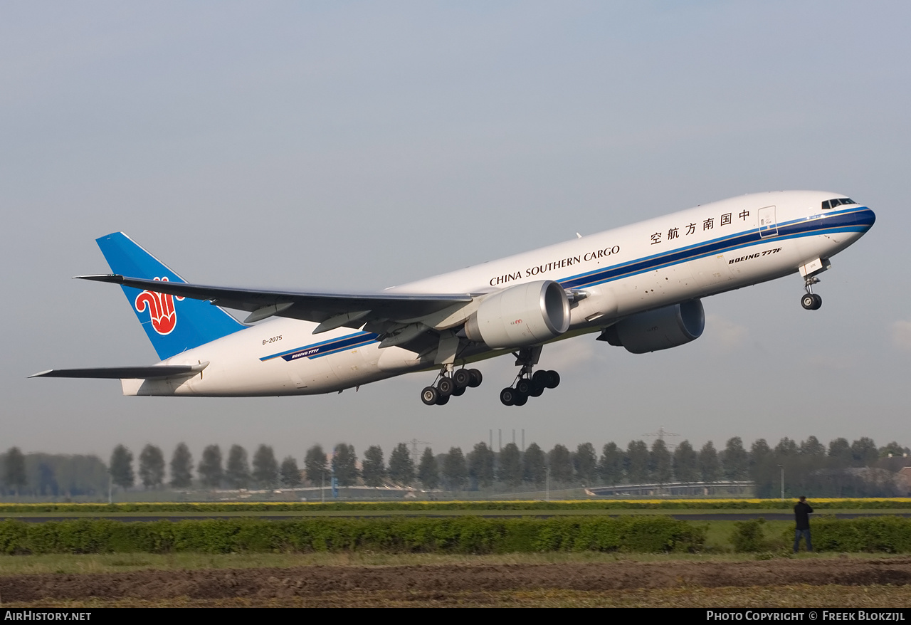 Aircraft Photo of B-2075 | Boeing 777-F1B | China Southern Airlines Cargo | AirHistory.net #360873