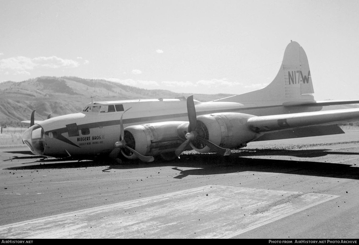 Aircraft Photo of N17W | Boeing B-17F Flying Fortress | Biegert Brothers | AirHistory.net #360912