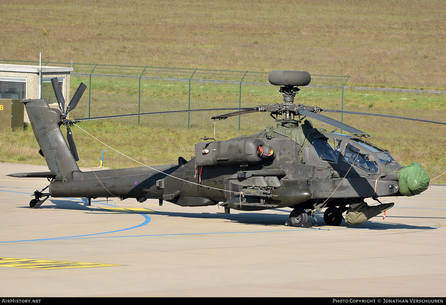 Aircraft Photo of ZJ198 | Westland WAH-64D Longbow Apache AH1 | UK - Army | AirHistory.net #360961
