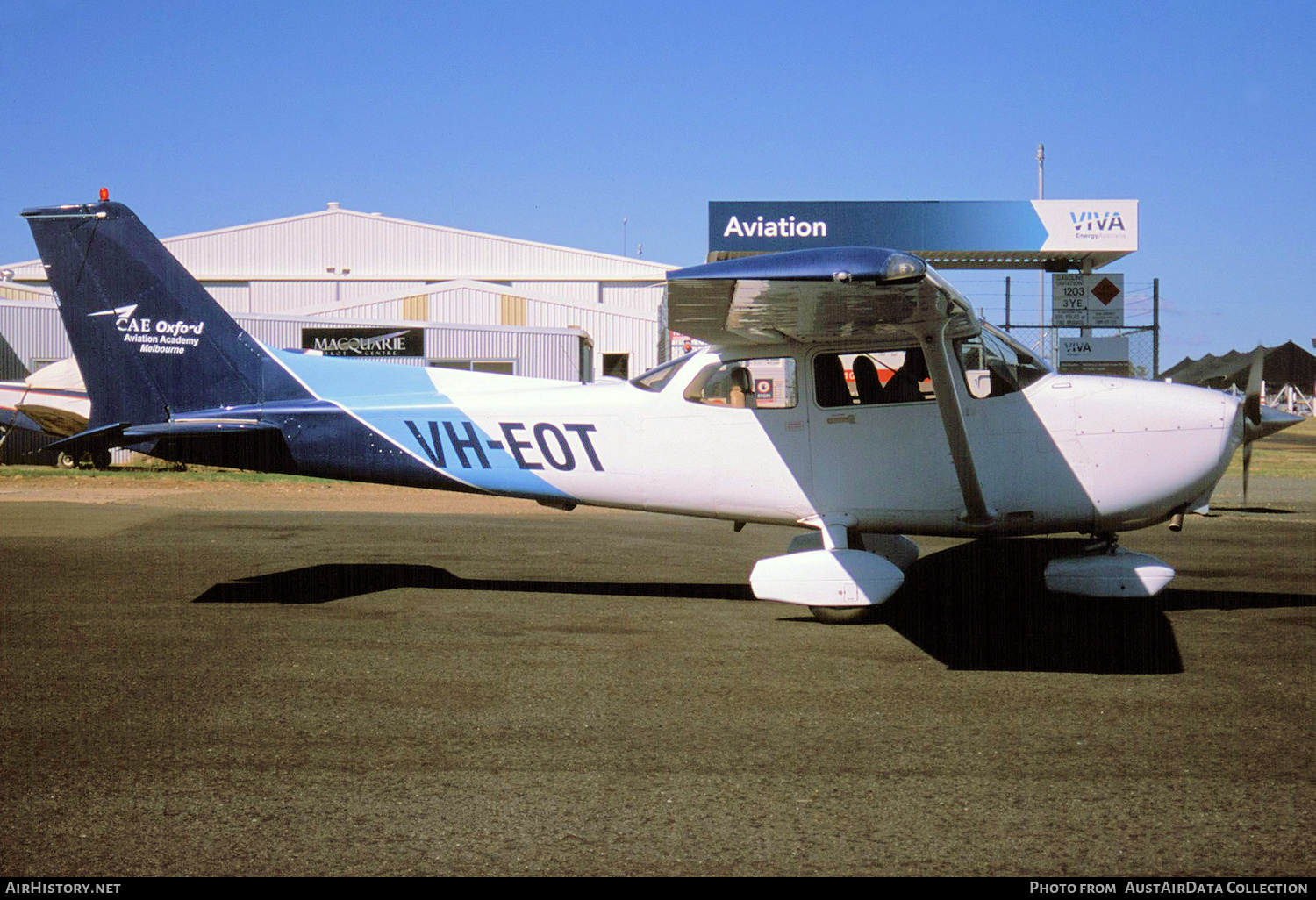 Aircraft Photo of VH-EOT | Cessna 172S Skyhawk SP | CAE Oxford Aviation Academy | AirHistory.net #361007