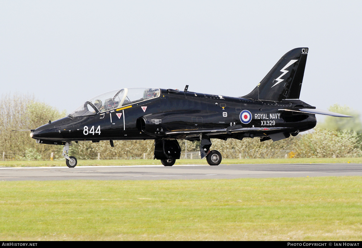 Aircraft Photo of XX329 | British Aerospace Hawk T1A | UK - Navy | AirHistory.net #361173
