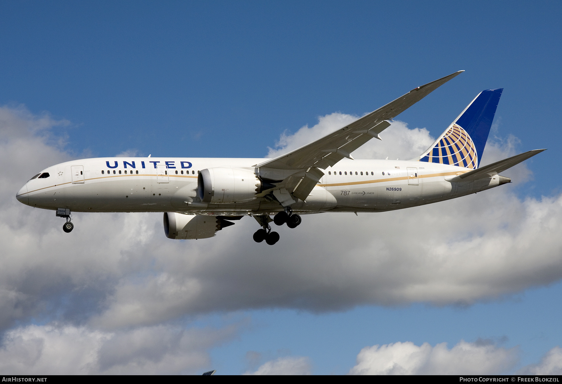 Aircraft Photo of N26909 | Boeing 787-8 Dreamliner | United Airlines | AirHistory.net #361199