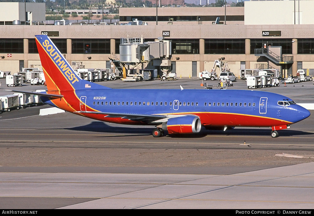 Aircraft Photo of N312SW | Boeing 737-3H4 | Southwest Airlines | AirHistory.net #361214