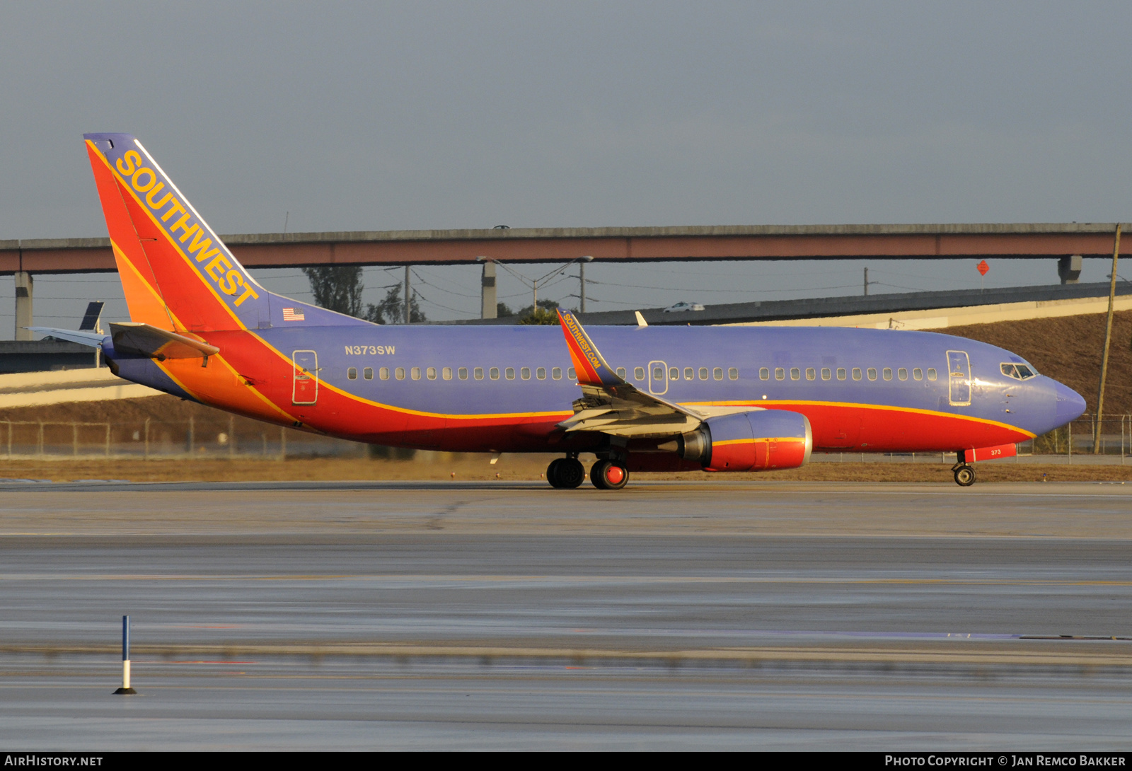 Aircraft Photo of N373SW | Boeing 737-3H4 | Southwest Airlines | AirHistory.net #361339