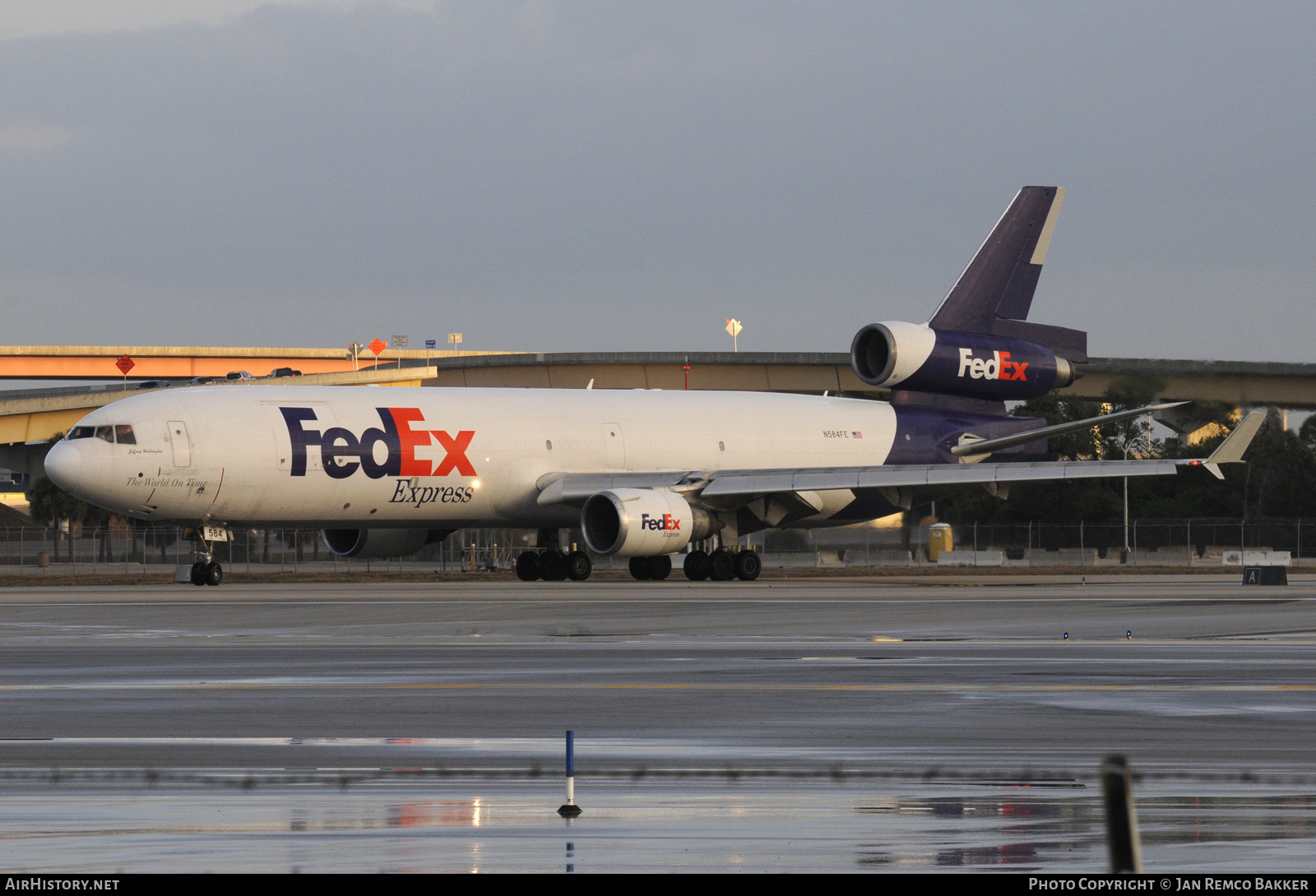 Aircraft Photo of N584FE | McDonnell Douglas MD-11/F | FedEx Express | AirHistory.net #361351