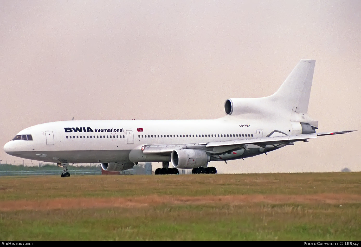 Aircraft Photo of CS-TEA | Lockheed L-1011-385-3 TriStar 500 | BWIA International | AirHistory.net #361375